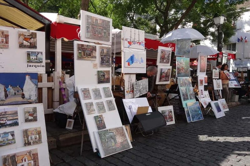 German private Walking Tour through Montmartre & Passages - Sacré-Cœur and Place du Tertre: the postcard spots with real context