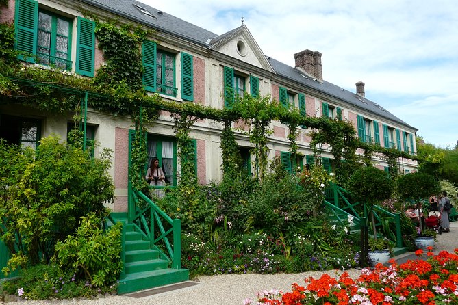 Giverny and Versailles Small Group Day Trip from Paris with Lunch - The Village Stroll: Why It’s More Than a Photo Stop