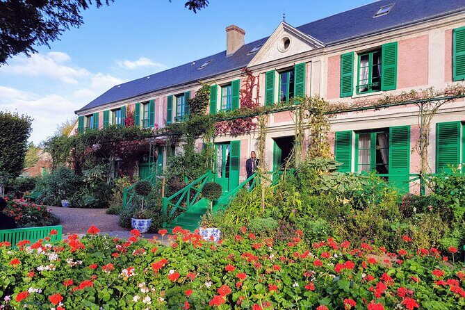 Giverny Half-Day Guided Tour from Paris - Private guide in plain English: what you actually gain