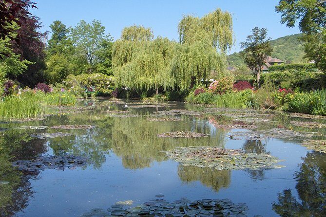 Giverny Half Day Guided Trip with Monet's House & Gardens from Paris by minivan - The minivan ride: comfort, easy meeting point, and fewer headaches