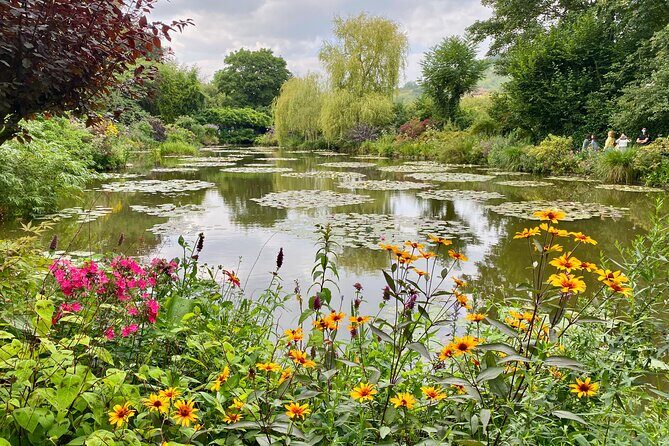 Giverny Half-Day Small-Group Tour from Paris – Max 7 Guests - Small-Group Comfort: Mercedes, AC, and Pickup That Saves Your Morning