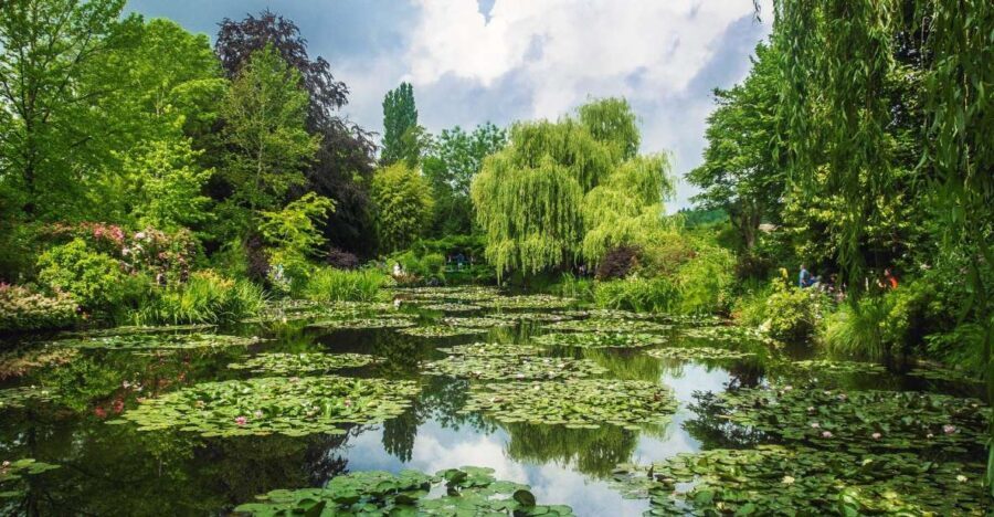 Giverny Private Guided Walking Tour - Key highlights you’ll feel on the path