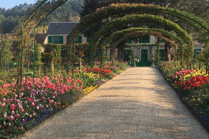 Giverny Private Trip with Monet's House, Gardens & Impressionism Museum - The real appeal: Monet’s world, arranged like a story
