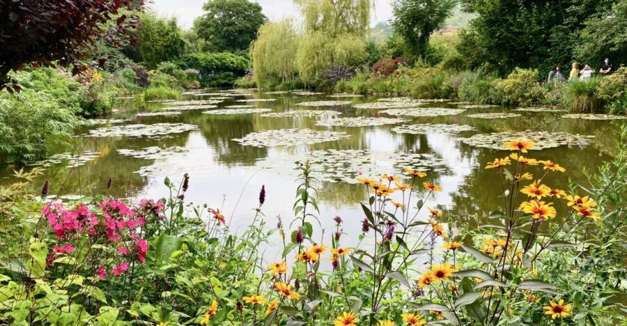Giverny Versailles Trianon Small Group by Minivan from Paris - Monet’s Giverny: house visit with the pond, studio, and gardens in mind