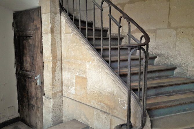Gothic Paris - Castles & Cathedrals (Marais History Walk-Small Group Tour) - Key things to know before you go