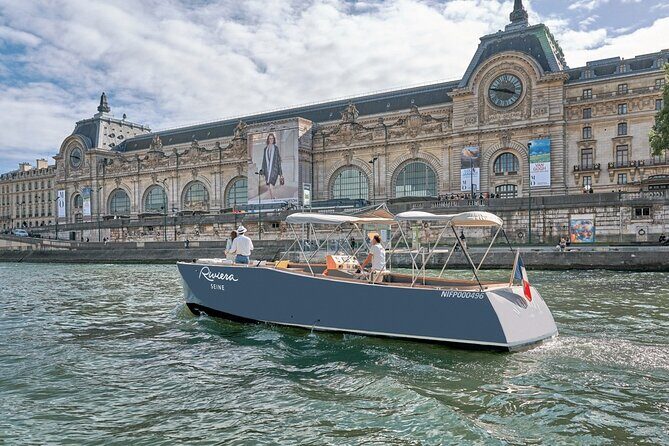 Guided Luxury River Cruise & Walking Tour of Paris' Monuments - Price and value: what $884.28 per person buys you