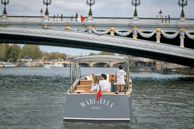 Guided Luxury River Cruise & Walking Tour of Paris' Monuments - The Seine cruise: Paris landmarks from Assemblée Nationale to Jardin-des-Plantes