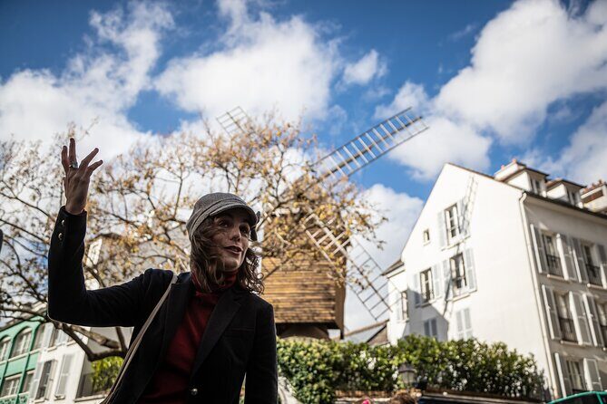 Guided tour of Montmartre in songs with a professional - Key highlights worth your time