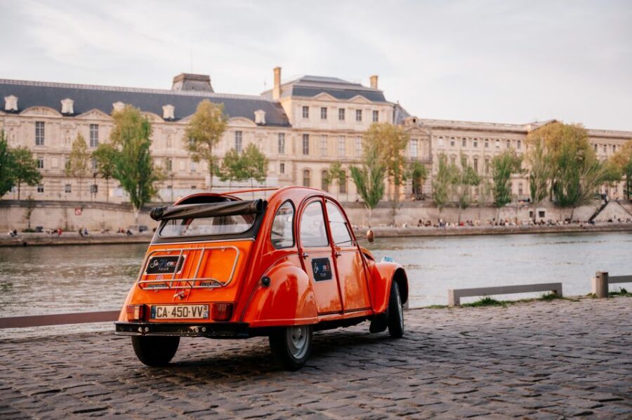 Guided Tour of Paris in Classic Convertible - Film and Pop-Culture Stops: When Paris Feels Like a Movie Set