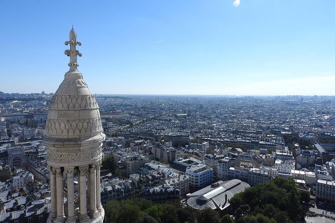 Guided Tour of Sacré-Coeur and Montmartre - Montmartre streets after Sacré-Cœur: art and politics in everyday places