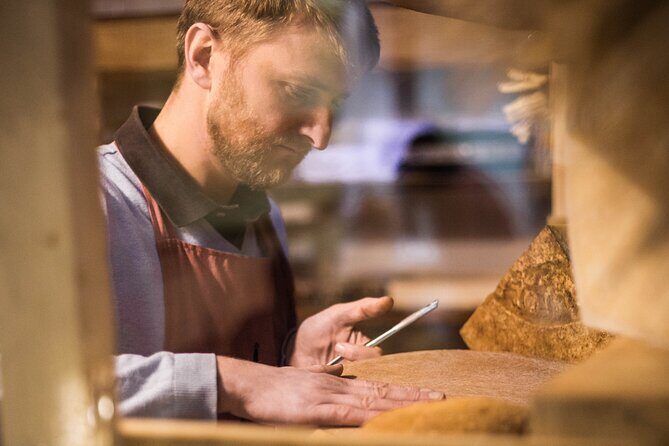 Guided visit of the Cheese Museum with Tasting Included - Stop at the Living Cheese Museum: what you’ll actually see