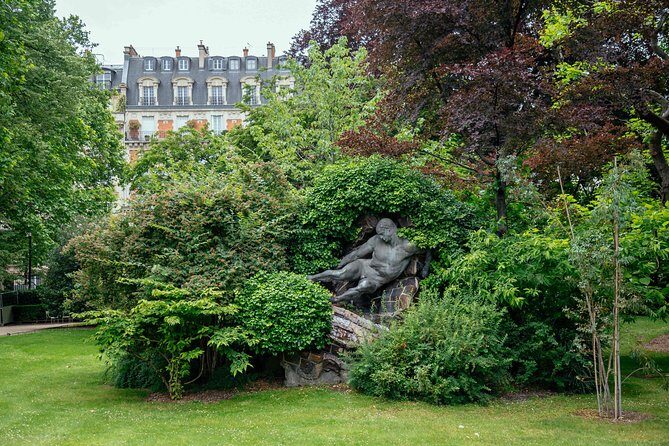 Highlights & Hidden Gems of Ile de Cité & the Left Bank: Private City Tour - Notre-Dame outside: learn the why, not just the wow
