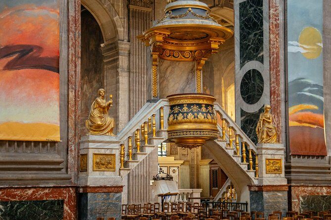 Highlights & Hidden Gems of Ile de Cité & the Left Bank: Private City Tour - Latin Quarter-style wandering: why the private pace matters