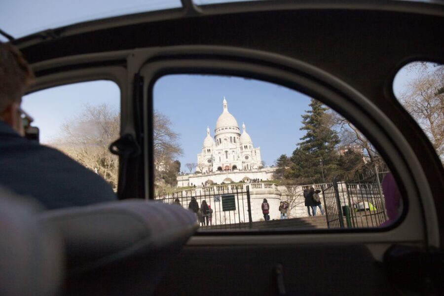 Highlights of Paris: Private 6-Hour Vintage 2CV Tour - Champs de Mars picnic lunch with Eiffel Tower views