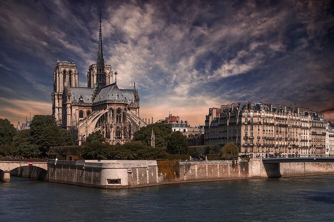 Historic Paris Walking Tour - Hôtel de Ville: Start With the City’s Civic Heart