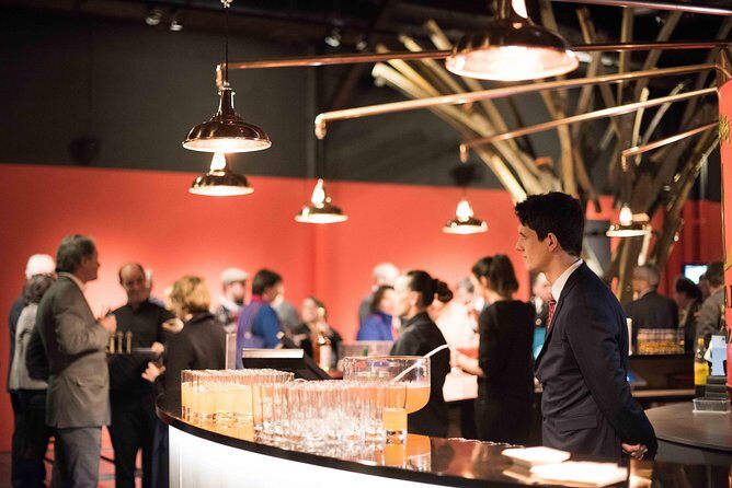 Immersive tour DISTILLERIE PERE MAGLOIRE - Step inside Normandy calvados at Père Magloire