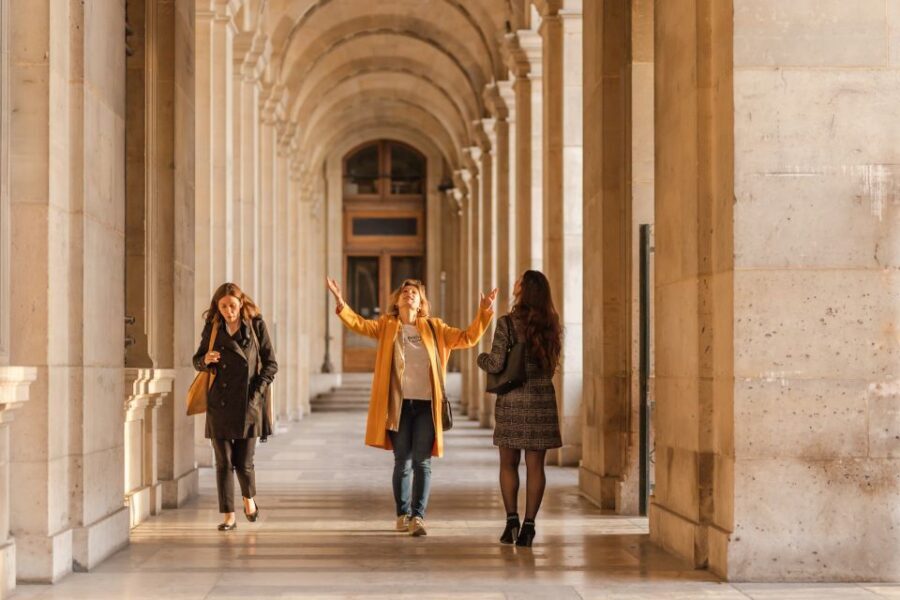 Instagrammable Paris: Icons & Hidden Gems with a Local - Your 3-hour Paris loop: icons, street-level angles, and smart flexibility