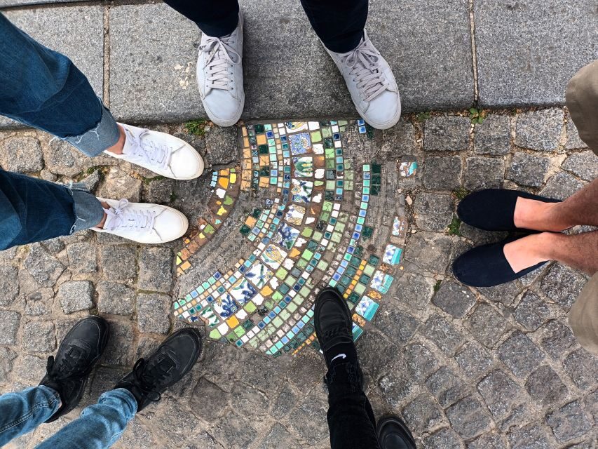 Invader Hunt Street Art Tour - Meeting Point Near Stravinsky Fountain: How to Get Started Without Stress