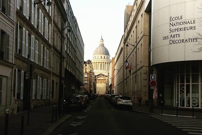 Latin District 2-Hour Private Tour: from the Middle Ages to Midnight in Paris - Musée de Cluny: starting with a medieval-minded tone