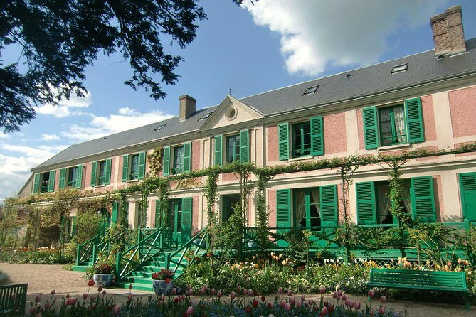 Le Havre Shore Excursion: Private Tour of Giverny, Rouen and Honfleur - Price and value: why this costs more, and what you’re really buying