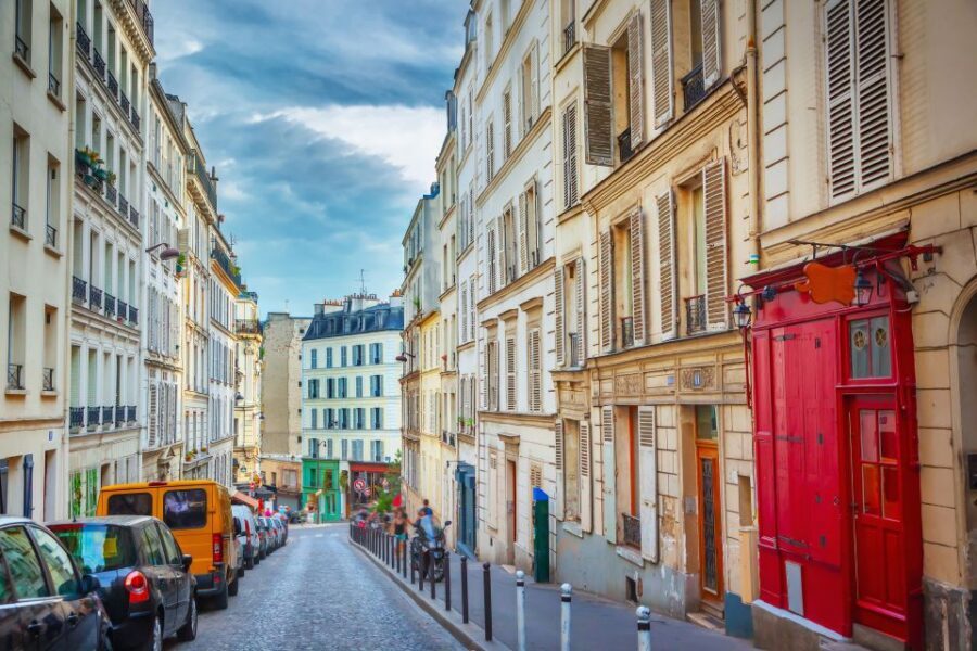 Le Marais: Explore Old Paris with a Local Host - Jewish bakery treats and market time (the fun part you can actually plan around)
