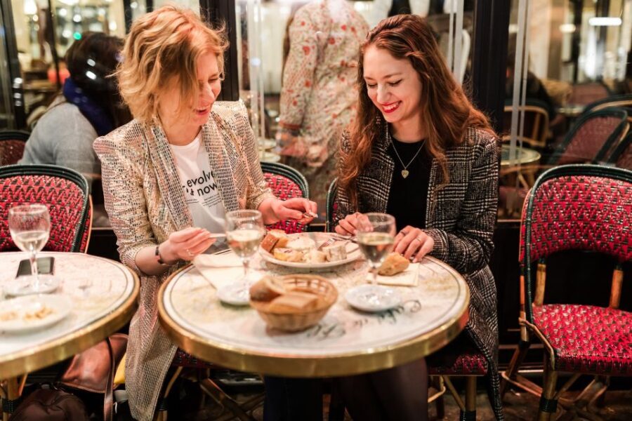 Le Marais: Explore Old Paris with a Local Host - Boutiques, art galleries, and the Marais side streets