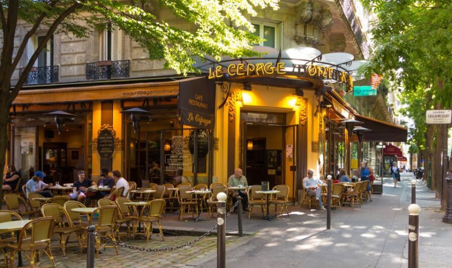 Le Marais: Explore Old Paris with a Local Host - How the guide matching changes what you see