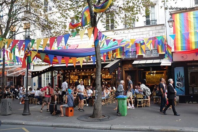 Le Marais Paris Private Transfers - Rue des Rosiers: Jewish food, LGBTQ pride, and streets made for strolling