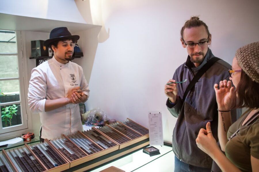 Le Marais: Pastry and Chocolate Food Tour - Key points to know before you go