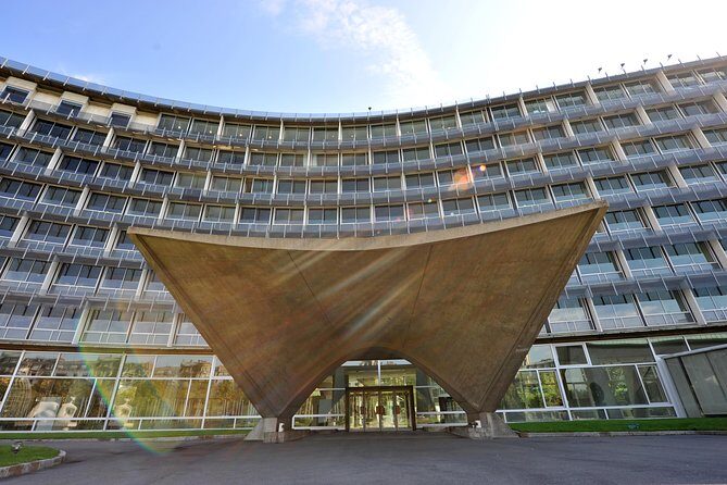 Les Coulisses DE UNESCO - Who This UNESCO Backstage Tour Fits Best