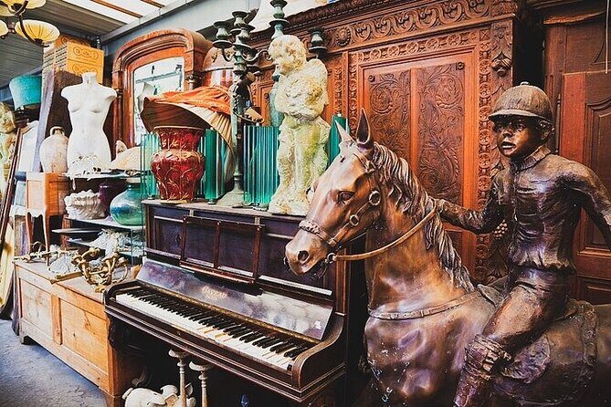 Les Puces de Saint Ouen Flea Market Private Tour in Paris - Price and what your $155 covers (and what it does not)