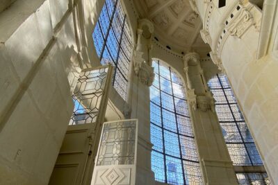 Live Guided Chenonceau, Chambord, Amboise Castles trip from Paris - Door-to-door Paris pickup and the Mercedes transport