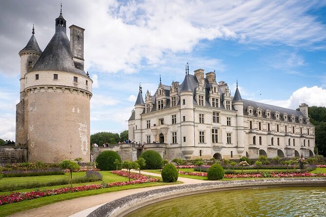 Loire 3 Best Castles with Wine Tasting Private trip from Paris - Plou et Fils Winery: At Least Seven Loire Wines and a Family-Run Sense of Place