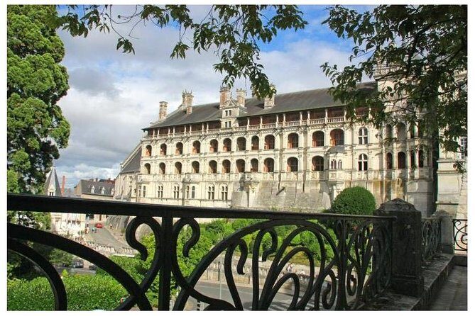 Loire Valley 2 Days private tour all inclusive from Paris with train tickets - Price and logistics: when $2,408.23 per person starts to make sense