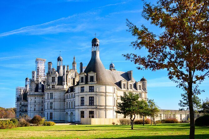 Loire Valley - Chambord Castle - DayTrip from Paris - Guide Quality Makes the Day Feel Easier
