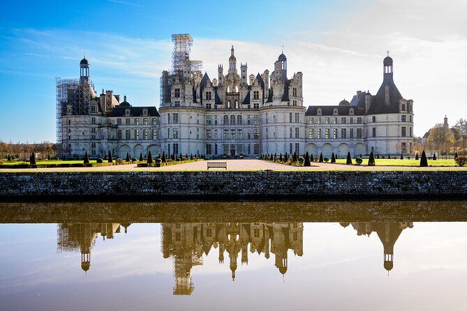 Loire Valley - Chambord Castle - DayTrip from Paris - Château de Chambord: One of France’s Largest Castles (and Why It Feels Big)