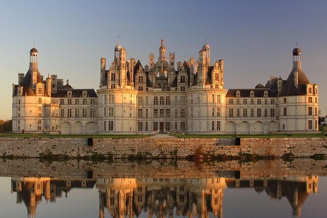 Loire Valley Wines and Castle Small Group Day Trip from Paris - Château de Chambord: audio-guided inside the Renaissance showpiece
