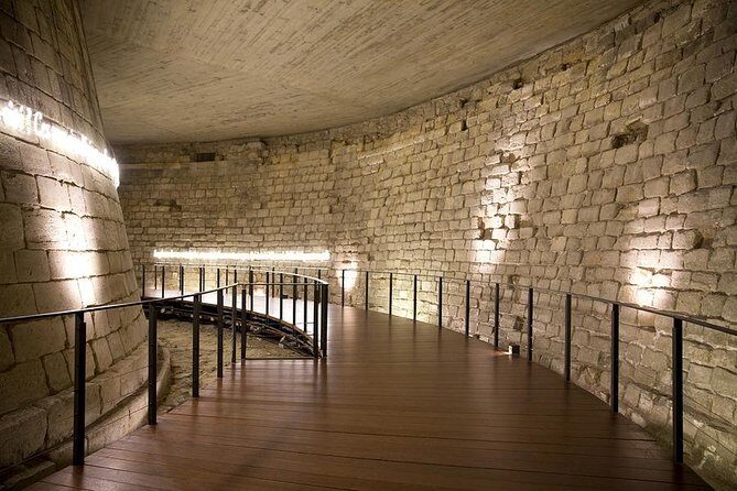 Louvre Essential Private tour - From fortress to museum: the oldest room sets the tone