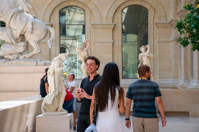 Louvre Exclusive Tour – Private Guide & Hotel Pickup in Paris - The Private Guide Moment: What Custom Really Means Here
