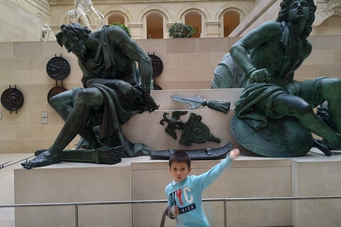 Louvre for Families - Language Options: English, Spanish, and Italian