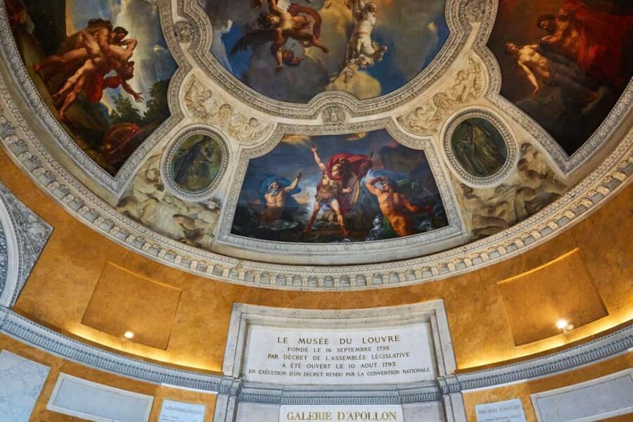 Louvre Masterpieces Private Guided Tour with Reserved Access - The guides: where this tour earns its 4.8 rating