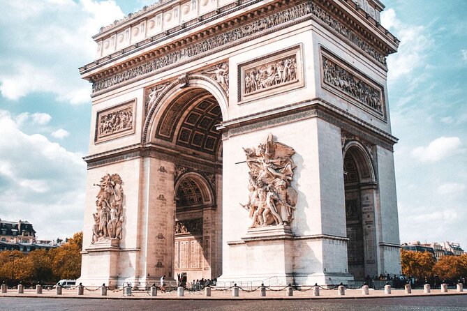 Louvre Museum and Arc de Triumph Tickets with Audio Guide - A practical plan for two Paris icons