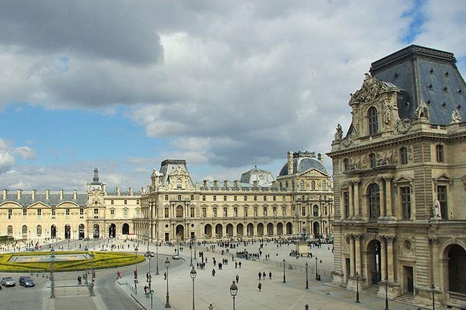 Louvre Museum Guided Family Treasure Hunt - Art Historian Guide: The Person Who Keeps the Museum From Winning