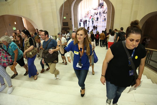 Louvre Museum Masterpieces Guided Tour with Access - Small-group or private? Here’s what changes for you