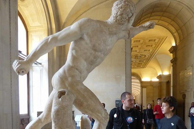 Louvre Museum Private 2-h Tour on Italian Art and masterpieces - The $204.41 Price Tag: Value for a Private Guide and Ticket