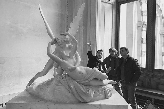 Louvre Museum Private 2-h Tour on Italian Art and masterpieces - Who This Tour Fits Best—and Who Might Prefer Something Else