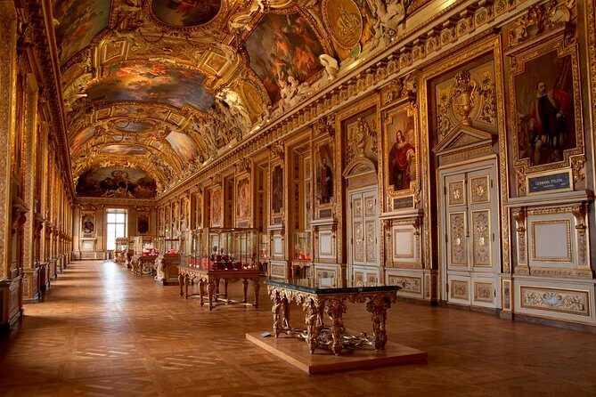 Louvre Museum Small Group Spanish Guided Tour - Inside the Louvre: what a 2-hour Spanish highlights route feels like