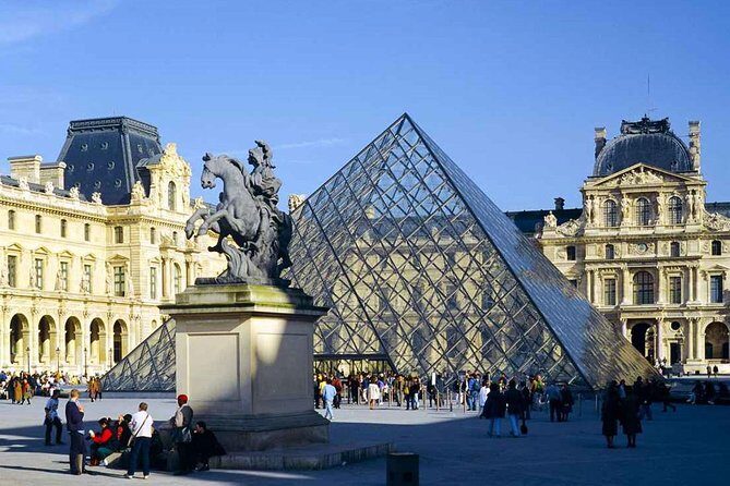 Louvre Museum Small Group Spanish Guided Tour - Meeting at 6 Rue de l’Amiral de Coligny: simple, but arrive early