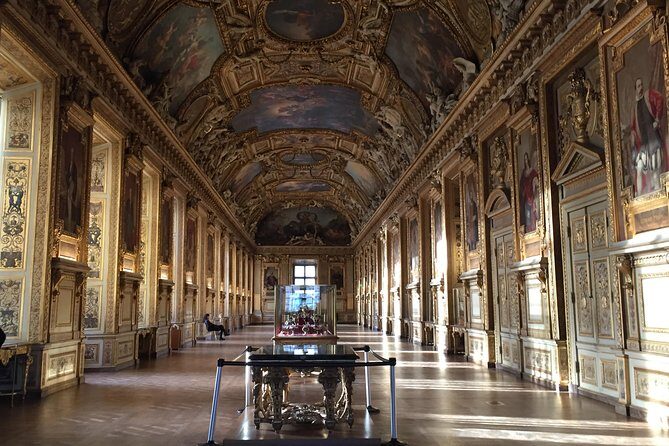 Louvre Private Tour - The Mona Lisa factor: seeing it without the stress