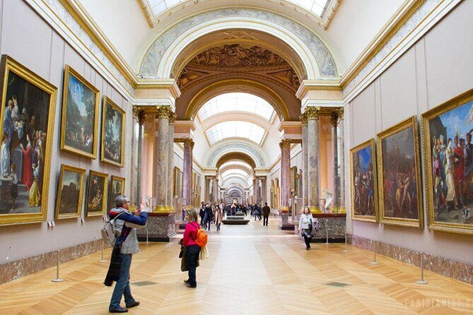 Louvre Skip The Line Guided Tour - Crowd navigation and guide style: why it can feel smooth—or not